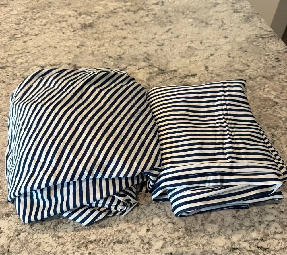 Cozy Earth - Twin Flat and Fitted Sheet - Bamboo - Pacific Stripe